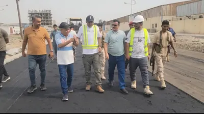 اخبار اليمن الان المنصورة يتفقد أعمال السفلتة الخمسين اخبار اليمن الان الحدث اليوم عاجل