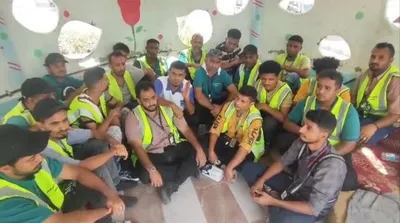 اخبار اليمن الان صدمة مطار الرواتب يثير العاملين اخبار اليمن الان الحدث اليوم عاجل