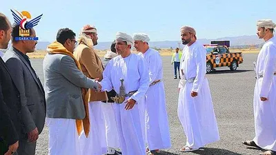 اخبار اليمن الان العليمي الكشف شخصيات ستوقع السلام اخبار اليمن الان الحدث اليوم عاجل