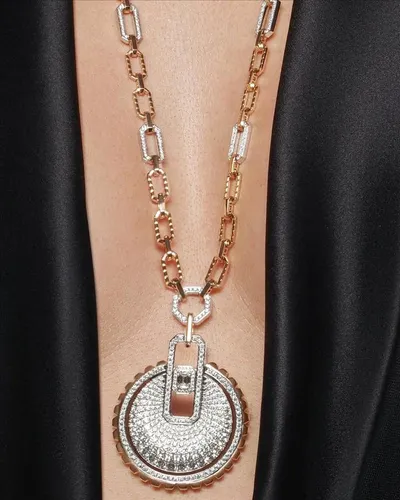 اخبار اليمن الان رفاهية الأنوثة والماس الجمال الأبدي اخبار اليمن الان الحدث اليوم عاجل