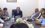 عدن تايم اخبار اليمن الان الوزير البكري بسرعة المعاملات والشباب اخبار اليمن الان الحدث اليوم عاجل عدن تايم