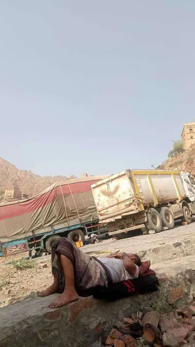 اخبار اليمن الان معاناة الشاحنات تتفاقم وأعطال المركبات اخبار اليمن الان الحدث اليوم عاجل
