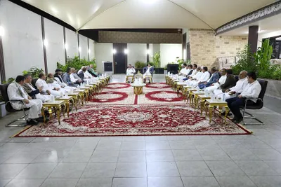اخبار اليمن الان أشخاص بحادث مروري العبر الدولي اخبار اليمن الان الحدث اليوم عاجل