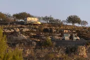 فرانس 24 اخبار اليمن الان الغربية المستوطنين الإسرائيليين ويحاصرون فلسطينيين اخبار اليمن الان الحدث اليوم عاجل فرانس 24