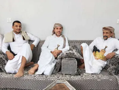 اخبار اليمن الان ظهور لمقربين طارق عائلة قيادات اخبار اليمن الان الحدث اليوم عاجل