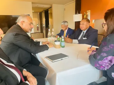 اخبار اليمن الان خارجيتها الرئيس الزبيدي تجربة الشرقية اخبار اليمن الان الحدث اليوم عاجل
