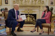 السلام نيوز اخبار اليمن الان ترامب يخرج المكتوب قراءة للأطفال اخبار اليمن الان الحدث اليوم عاجل السلام نيوز