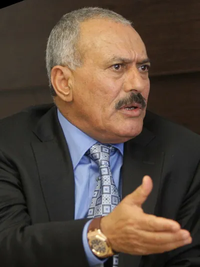 اخبار اليمن الان لاول الحو يرفع صورة الزعيم اخبار اليمن الان الحدث اليوم عاجل