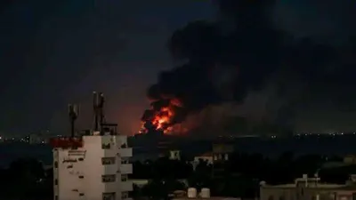اخبار اليمن الان استهداف ميناء الحديدة القصف المكان اخبار اليمن الان الحدث اليوم عاجل