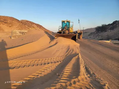 اخبار اليمن الان تنفيذ أعمال إزاحة الرمال بيحان اخبار اليمن الان الحدث اليوم عاجل