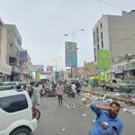 اخبار اليمن الان احتجاجات عمال النظافة شوارع بالبراميل اخبار اليمن الان الحدث اليوم عاجل