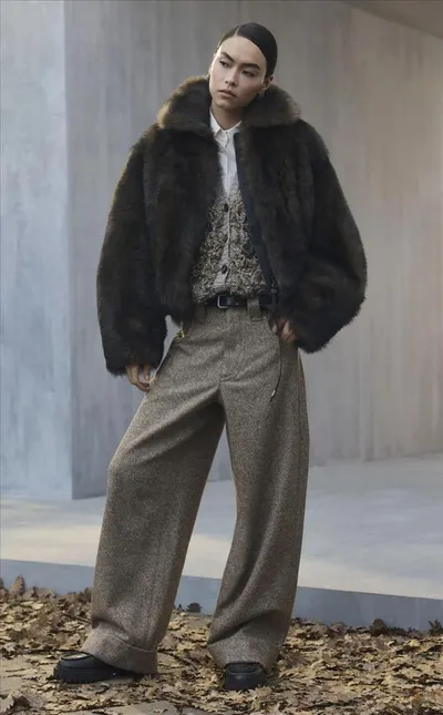 اخبار اليمن الان بأسلوب برونيلو كوتشينيلي الموضة النسائية اخبار اليمن الان الحدث اليوم عاجل