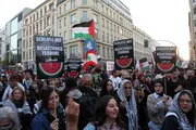 عرب تايم اخبار اليمن الان المتظاهرين يشاركون بمسيرة مؤيدة لفلسطين اخبار اليمن الان الحدث اليوم عاجل عرب تايم