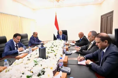 اخبار اليمن الان الرئيس العليمي الحكومة المركزي والتزامات اخبار اليمن الان الحدث اليوم عاجل