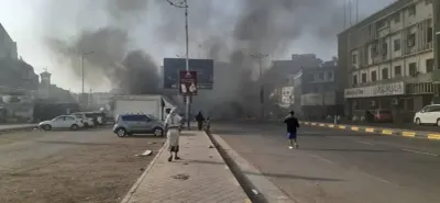 اخبار اليمن الان احتجاجات غاضبة وإغلاق المؤدية المعاشيق اخبار اليمن الان الحدث اليوم عاجل