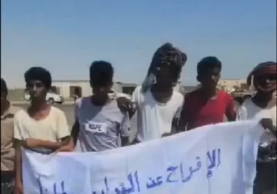 اخبار اليمن الان القوات الإماراتية تحاصر لقمة الصيادين اخبار اليمن الان الحدث اليوم عاجل