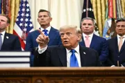 عرب تايم اخبار اليمن الان وعالم ترامب الحملة الجديدة ومستعدون اخبار اليمن الان الحدث اليوم عاجل عرب تايم