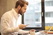 أمراض خطيرة أبحاث تكشف مخاطر الجلوس لفترة طويلة