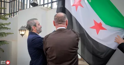 اخبار اليمن الان سيارة فيراري سالفورد والشرطة السائقين اخبار اليمن الان الحدث اليوم عاجل