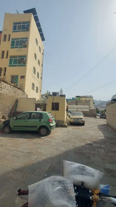 اخبار اليمن الان الشباب يغادرون معسكرات التدريب المعاملة اخبار اليمن الان الحدث اليوم عاجل