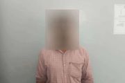 شخصين يقومون بامر خطير بعدن