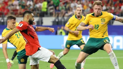 اخبار اليمن الان العالم الفراعنة يعبرون الـ16 أستراليا اخبار اليمن الان الحدث اليوم عاجل