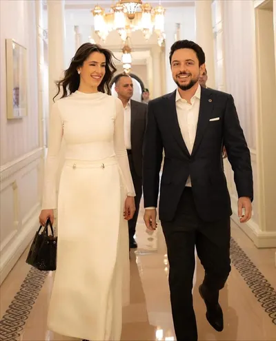 اخبار اليمن الان اللقطات والذكريات الأمير والأميرة الساحرة اخبار اليمن الان الحدث اليوم عاجل