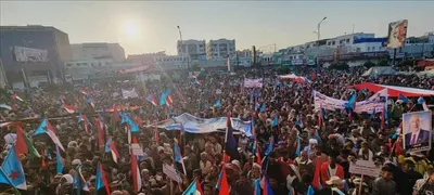 اخبار اليمن الان حشود كبيرة ساحة الاعتصام أبناء اخبار اليمن الان الحدث اليوم عاجل