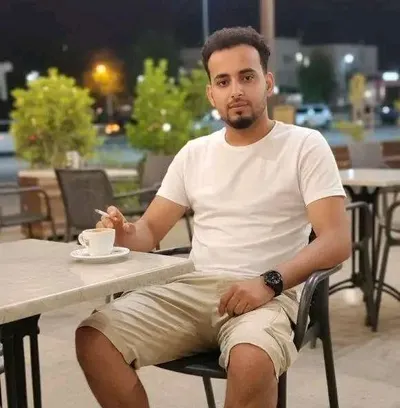 اخبار اليمن الان للمضايقات مواقفه السياسية وآرائه التواصل اخبار اليمن الان الحدث اليوم عاجل