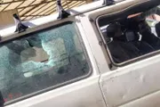 كريتر إسكاي اخبار اليمن الان مجنون يثير الهلع تهشيم زجاج اخبار اليمن الان الحدث اليوم عاجل كريتر إسكاي