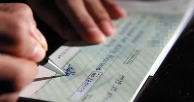 اخبار اليمن الان محام التوقيع رصيد يعتبر جريمة اخبار اليمن الان الحدث اليوم عاجل