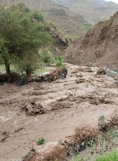 اخبار اليمن الان تدفق السيول ريمان باتجاه وادي اخبار اليمن الان الحدث اليوم عاجل