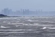 صحيفة الثورة صنعاء اخبار اليمن الان إعصار يضرب جنوب الصين والسلطات اخبار اليمن الان الحدث اليوم عاجل صحيفة الثورة صنعاء