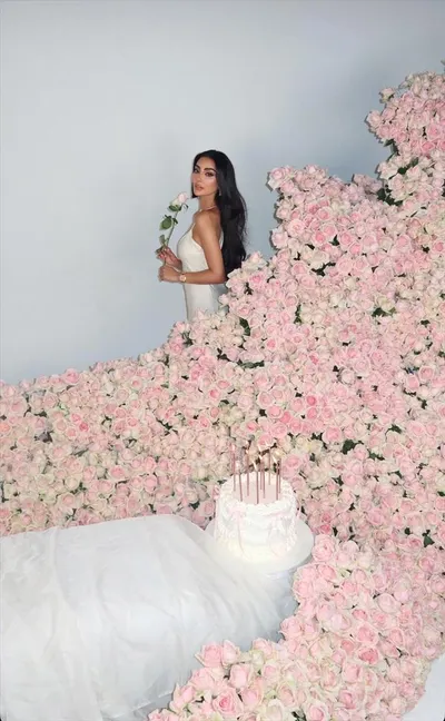 اخبار اليمن الان وأناقة إطلالة الغندور ميلادها القلوب اخبار اليمن الان الحدث اليوم عاجل