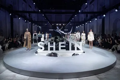 اخبار اليمن الان مجموعة الموضة لتعزيز أسلوبكم الشخصي اخبار اليمن الان الحدث اليوم عاجل