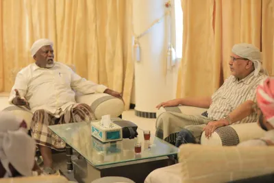 اخبار اليمن الان الكثيري يلتقي وأعيان والبحرية حضرموت اخبار اليمن الان الحدث اليوم عاجل