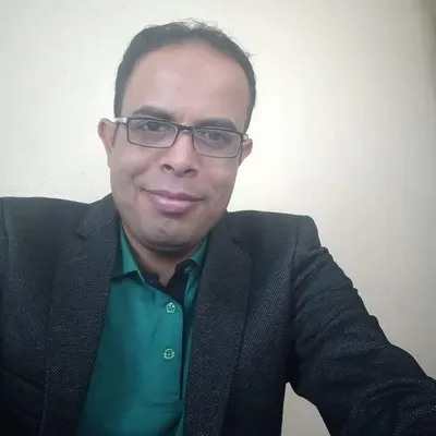 اخبار اليمن الان الصحفي والمقدم الإذاعي المتميز السامعي اخبار اليمن الان الحدث اليوم عاجل