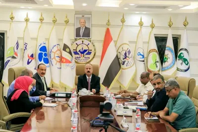 اخبار اليمن الان والسلطة المحلية تناقشان استكمال إجراءات اخبار اليمن الان الحدث اليوم عاجل