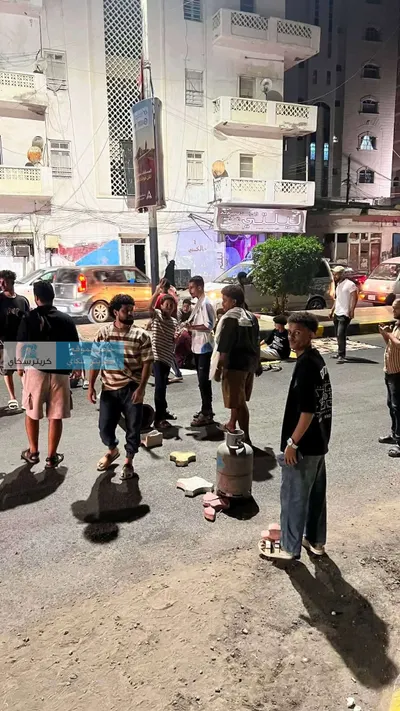 اخبار اليمن الان الفرشان تتواصل لليوم احتجاجا الخدمات اخبار اليمن الان الحدث اليوم عاجل