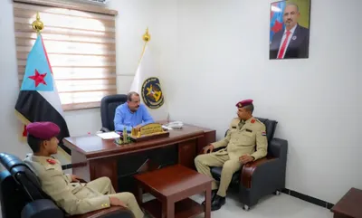 اخبار اليمن الان اللواء يلتقي الدفعة الأولى العسكرية اخبار اليمن الان الحدث اليوم عاجل