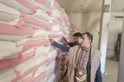صحيفة الثورة صنعاء اخبار اليمن الان تدشين توزيع غذائية بمدينة البيضاء اخبار اليمن الان الحدث اليوم عاجل صحيفة الثورة صنعاء