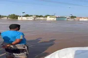 عدن تايم اخبار اليمن الان مسؤول محاولته إنقاذه المواطنين السيول اخبار اليمن الان الحدث اليوم عاجل عدن تايم