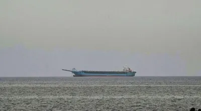 اخبار اليمن الان استهداف سفينة تابعة بصاروخ عبورها اخبار اليمن الان الحدث اليوم عاجل