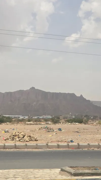 اخبار اليمن الان يحدث تساقط امطار خفيفة مدينة اخبار اليمن الان الحدث اليوم عاجل