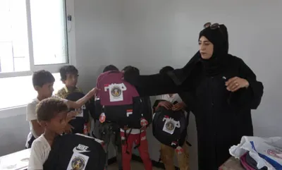 اخبار اليمن الان انتقالي الحقائب المدرسية مدرسة بمديرية اخبار اليمن الان الحدث اليوم عاجل