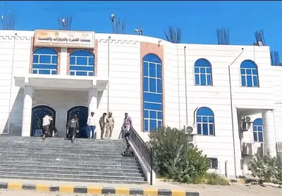 اخبار اليمن الان تسليم الهجرة والجوازات اشتباكات محدودة اخبار اليمن الان الحدث اليوم عاجل