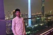كريتر إسكاي اخبار اليمن الان الزيطة النار السفينة ويصيبه الرأس اخبار اليمن الان الحدث اليوم عاجل كريتر إسكاي