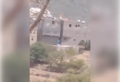 اخبار اليمن الان وزوجته بإصابات مستجدات العدوان الحوثي اخبار اليمن الان الحدث اليوم عاجل