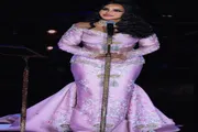 صحيفة المرصد اخبار اليمن الان الشامسي بإطلالة بفستان ومجوهرات الأنظار اخبار اليمن الان الحدث اليوم عاجل صحيفة المرصد