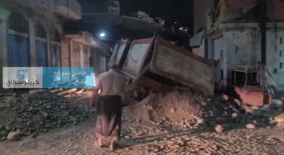 اخبار اليمن الان انقلاب شاحنة حاجز مشروع متعثر اخبار اليمن الان الحدث اليوم عاجل